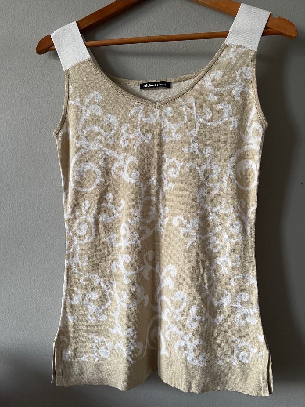 Michael Simon Y2K new Beige & White Jacquard Scoop Neck Tank
